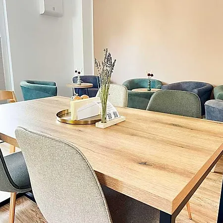 Qonroom - As Individual As - - Spork Eichholz 公寓式酒店